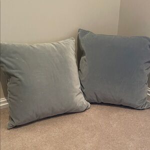 Vintage Ralph Lauren Luxury Velvet Throw Pillow - Soft Blue (Pair)